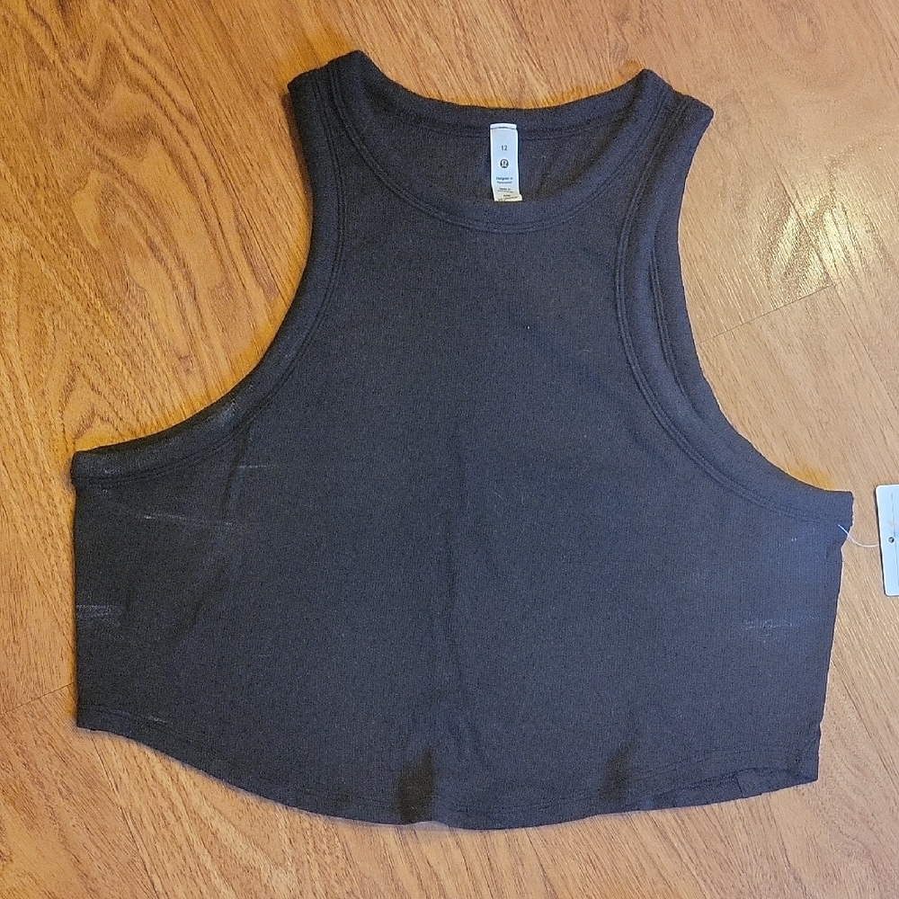 Lululemon Hold Tight Cropped Tank Size 12 Black